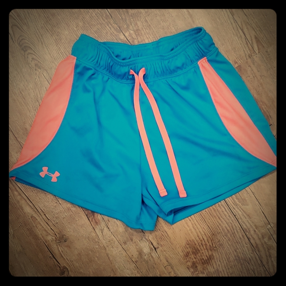 Athletic shorts